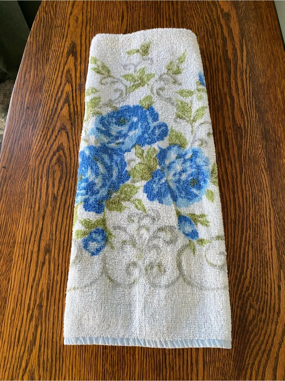 Vintage 1960s Mid Century MCM Blue Floral Bathroom Towel